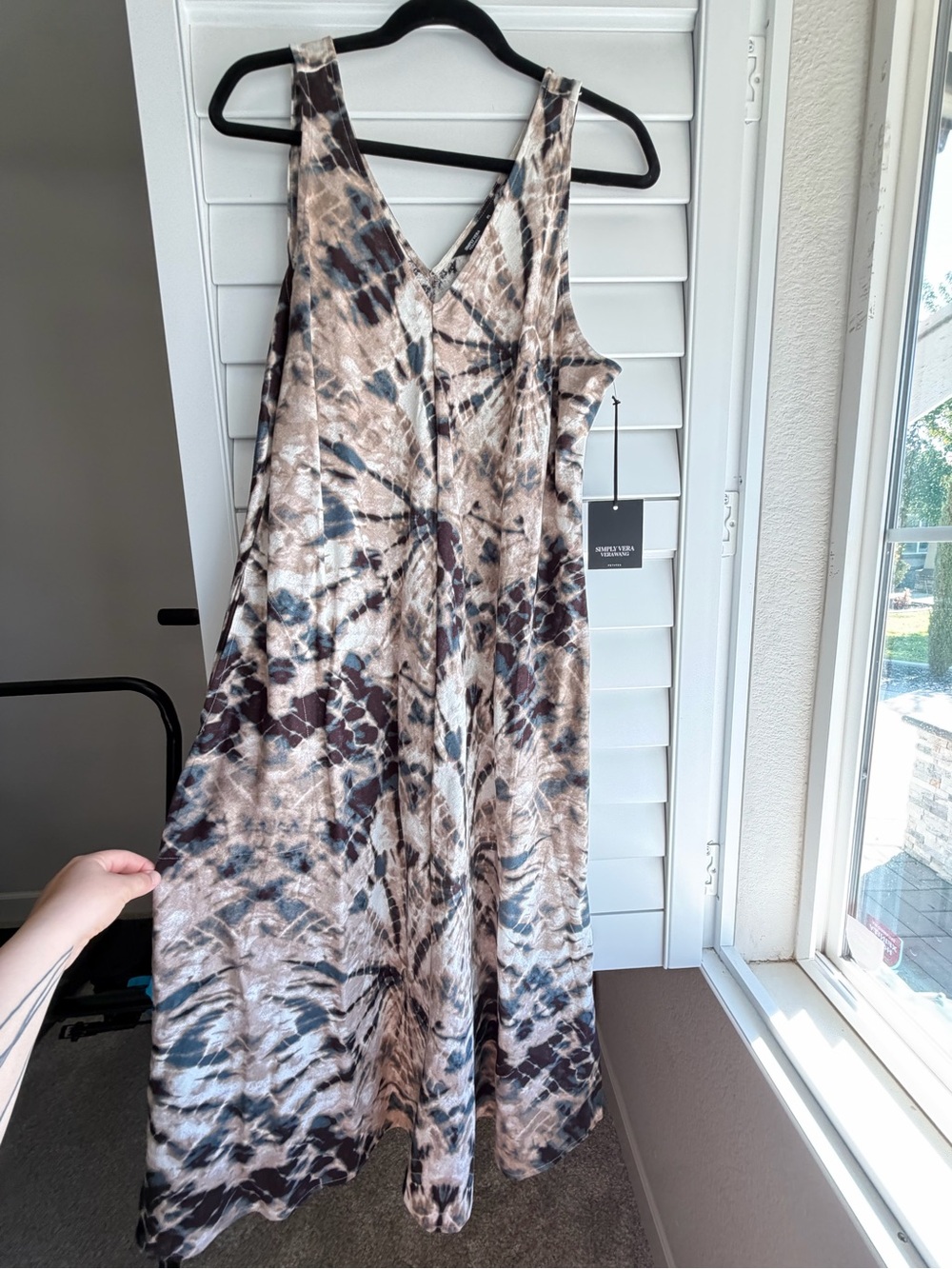 Simply Vera Vera Wang Brown and Tan Tie-Dye Maxi Dress